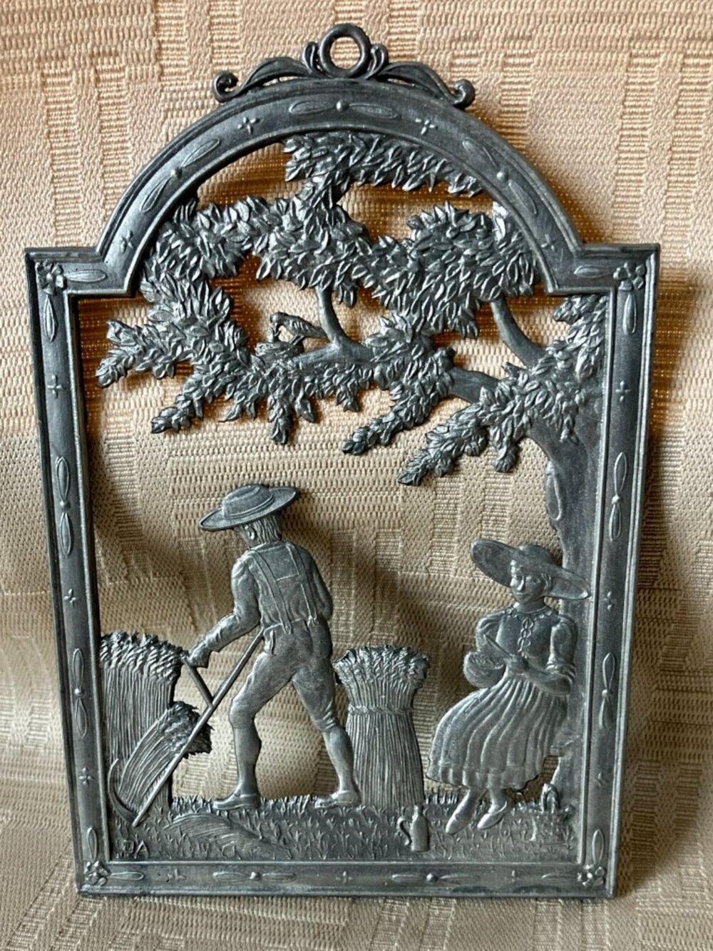 Wilhelm Schweizer Diessen Unpainted Pewter Ornament 4.5" x 3"